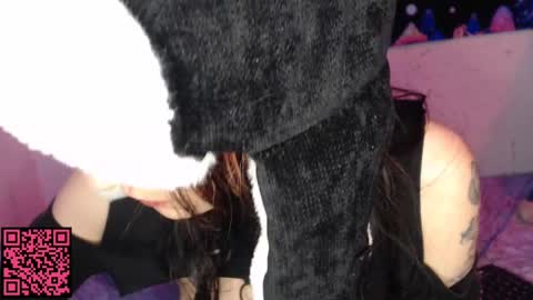 Snapshot of konekokawai chatting on 02.19.25 konekokawai online show from 02.19.25