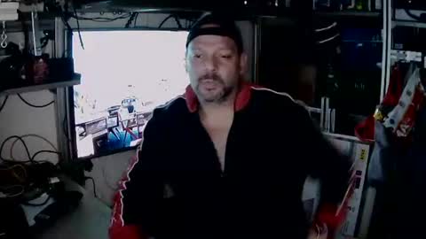 Snapshot of kostasgreek42 chatting on 12.29.24 Kosta online show from 12.29.24
