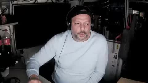 Snapshot of kostasgreek42 chatting on 01.09.25 Kosta online show from 01.09.25