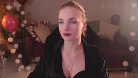 Kottyaa cb FOLLOWING  online show from 11.27.25