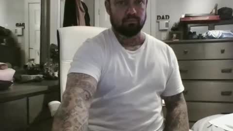 Snapshot of koululier23 chatting on 10.28.25 koululier23 online show from 10.28.25