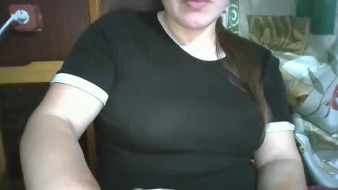 Snapshot of kriiisss1876 chatting on 11.28.25 kriiisss1876 online show from 11.28.25