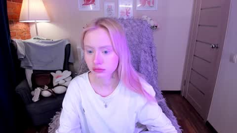 Snapshot of kris_grant chatting on 01.20.25 kris_grant online show from 01.20.25