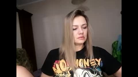 Snapshot of krisssexi chatting on 01.29.25 KrissSexi online show from 01.29.25