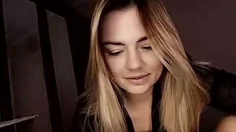 Snapshot of krisssexi chatting on 10.16.25 KrissSexi online show from 10.16.25