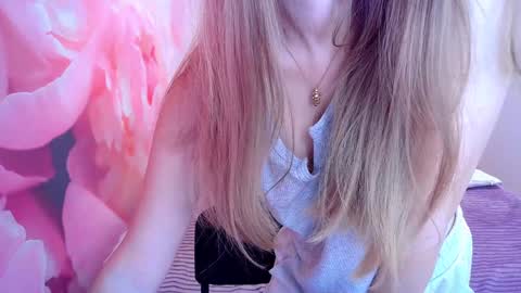 Kristina Adel online show from 01.13.25