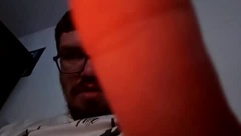 Snapshot of kryptoni18435 chatting on 01.12.25 Tommy online show from 01.12.25