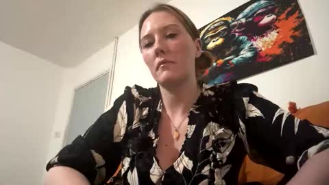 Snapshot of krystal199 chatting on 11.15.25 Plushpie online show from 11.15.25