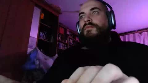 Snapshot of kuzmabig chatting on 11.13.25 kuzmabig online show from 11.13.25