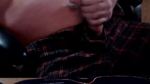 Snapshot of kwib34 chatting on 01.03.25 kwib34 online show from 01.03.25