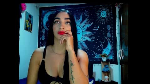 Snapshot of kylie_capricorn chatting on 02.09.25 kylie online show from 02.09.25