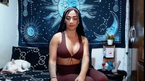 Snapshot of kylie_capricorn chatting on 09.29.25 kylie online show from 09.29.25