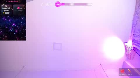 Snapshot of kylie_ls chatting on 12.19.24 kylie_ls online show from 12.19.24