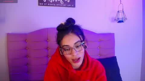 Snapshot of kylie_ls chatting on 03.08.25 kylie_ls online show from 03.08.25