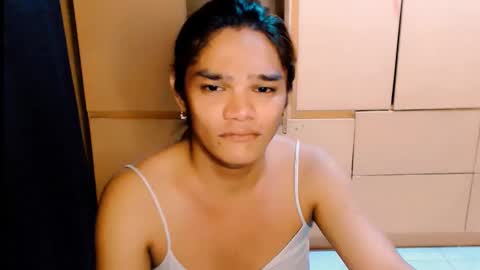 Snapshot of kylieebarbie97 chatting on 12.15.24 SC pchix2022 online show from 12.15.24