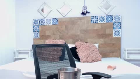 Kylie online show from 03.09.25