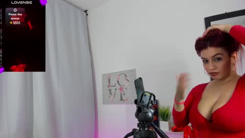 Alejandra online show from 12.10.24