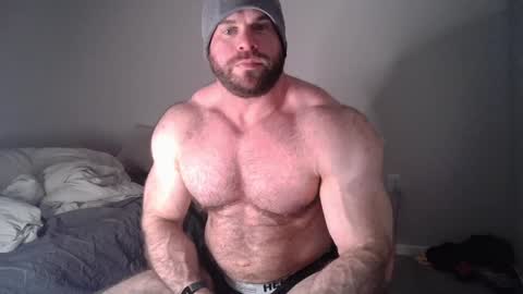 Snapshot of l0v35_2_5p00g3 chatting on 12.19.24 l0v35_2_5p00g3 online show from 12.19.24