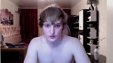 Snapshot of l1onkennedy chatting on 10.22.25 l1onkennedy online show from 10.22.25