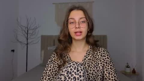 Margo  online show from 12.01.25