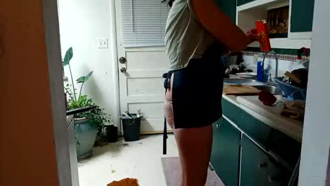 Snapshot of lacybell chatting on 02.06.25 lacybell online show from 02.06.25