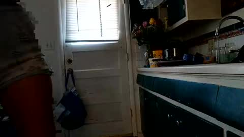 Snapshot of lacybell chatting on 02.27.25 lacybell online show from 02.27.25