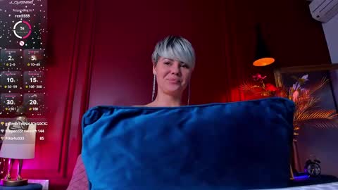 Snapshot of lady_alibi chatting on 02.11.25 AliCooper  online show from 02.11.25