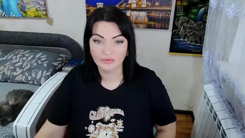 Snapshot of lady_boom_ chatting on 10.22.25 lady_boom_ online show from 10.22.25