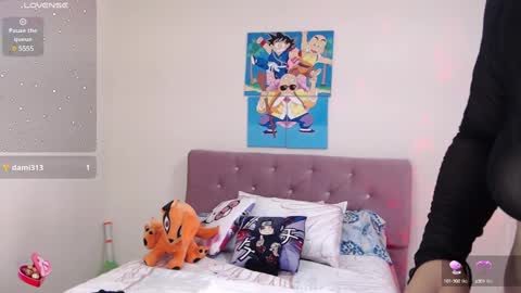 Snapshot of lady_butterfly19 chatting on 12.07.24 lady_butterfly19 online show from 12.07.24