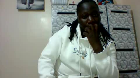 Snapshot of ladyblossoms19 chatting on 12.30.24 lindah32 online show from 12.30.24