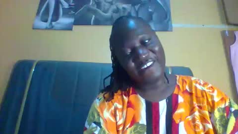 Snapshot of ladyblossoms19 chatting on 10.04.25 lindah32 online show from 10.04.25