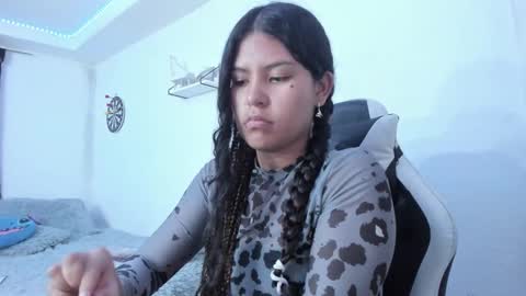 Snapshot of ladybrown_16 chatting on 02.04.25 Lady online show from 02.04.25