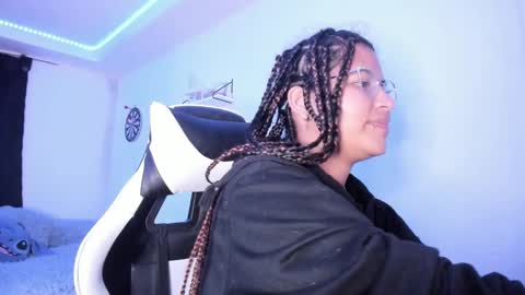 Snapshot of ladybrown_16 chatting on 02.09.25 Lady online show from 02.09.25