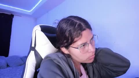 Snapshot of ladybrown_16 chatting on 11.07.25 Lady online show from 11.07.25