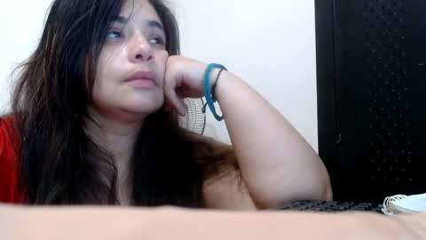 Snapshot of ladydeathz chatting on 01.08.25 ladydeathz online show from 01.08.25