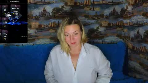 ladylucky_ online show from 09.30.25