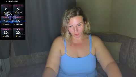 ladylucky_ online show from 10.16.25