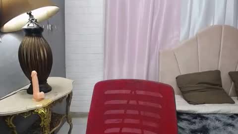 Snapshot of lahermosa_manika69 chatting on 03.03.25 MANIKA online show from 03.03.25