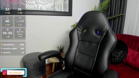 Snapshot of laila_angel chatting on 03.12.25 laila_angel online show from 03.12.25