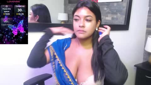 Laskhmirani online show from 01.22.25