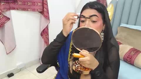 Laskhmirani online show from 10.10.25