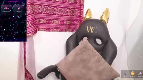 Laskhmirani online show from 10.21.25