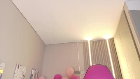 Snapshot of laly_cherry_ chatting on 11.20.25 Laura online show from 11.20.25