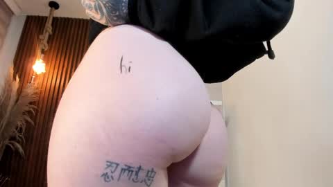 Lana     igauroraaaaaaaaa 1 online show from 02.03.25