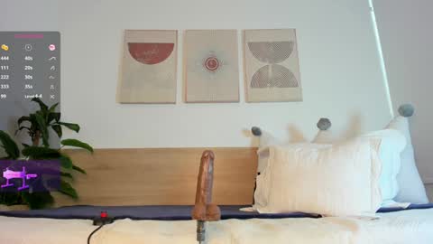 lana_kane_ online show from 12.16.24