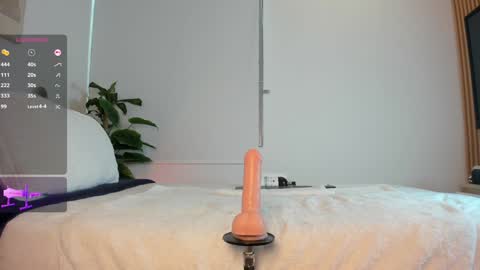 lana_kane_ online show from 12.20.24