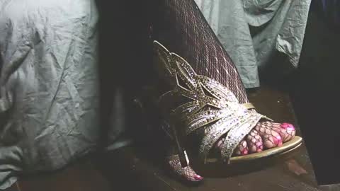 Snapshot of lana_legs53 chatting on 09.21.25 lana_legs53 online show from 09.21.25