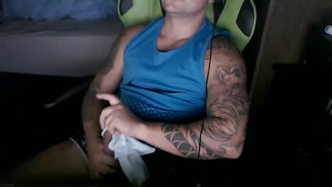 Snapshot of landaw chatting on 12.03.24 Landaw online show from 12.03.24