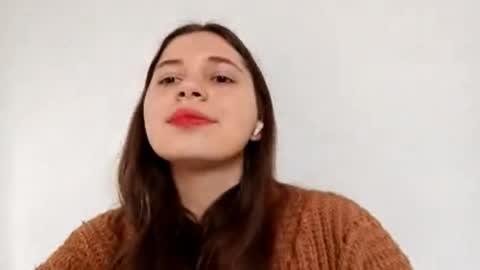 Snapshot of lanitaspanish chatting on 11.16.25 Taisia Tai online show from 11.16.25