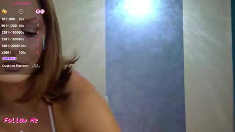 Snapshot of laraquinn chatting on 09.14.25 LaraQuinn online show from 09.14.25